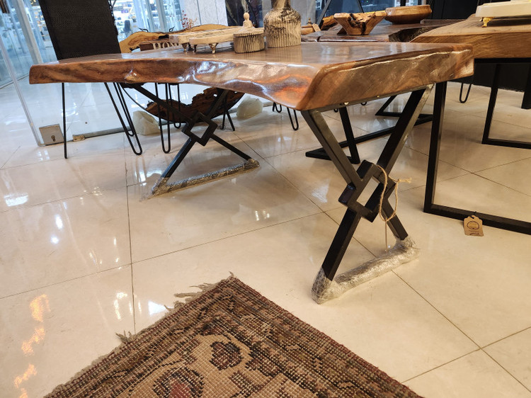 میز جلو مبلی چوب گردوی وحشی