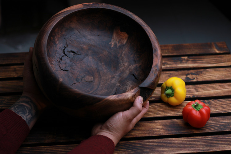 میوه خوری چوب گردو وحشی سایز بزرگ دستساز و یک تکه