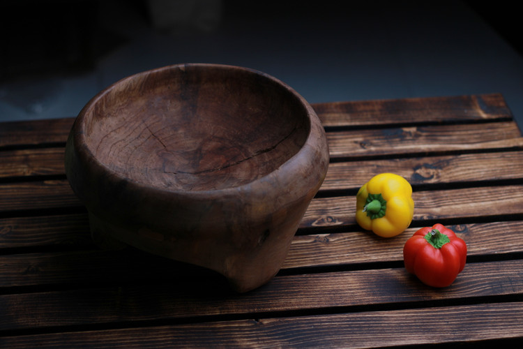 میوه خوری چوبی یک تکه و دستساز