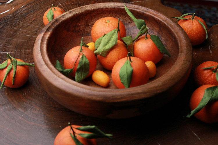 میوه خوری یک تکه و دستساز چوب گردوسیاه وحشی تیرداد