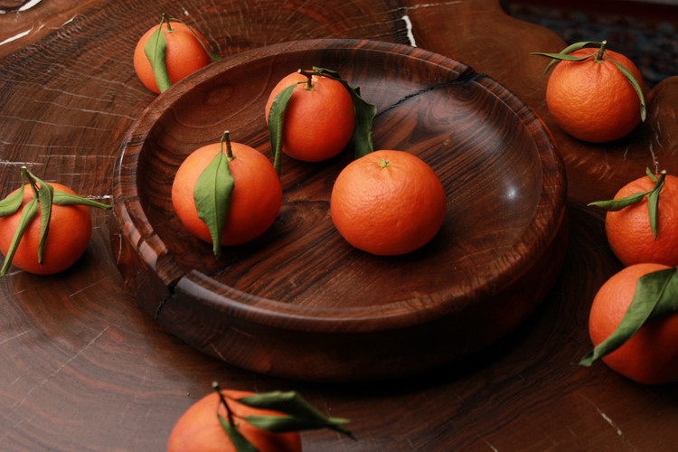 میوه خوری یک تکه و دستساز چوب گردوسیاه وحشی تیرداد